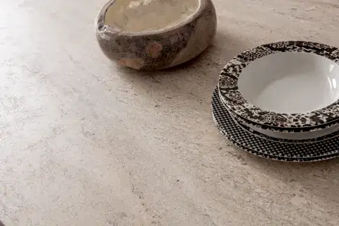 TRAVERTİNO YEMEK MASASI TAKIMI