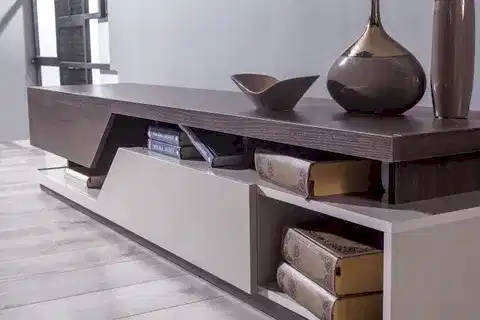 IMAGE TV SEHPASI, İYONYA KUMTAŞI