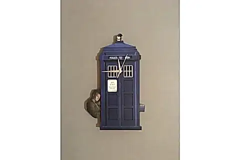 DR.WHO DEKORATİF SARKAÇLI DUVAR SAATİ