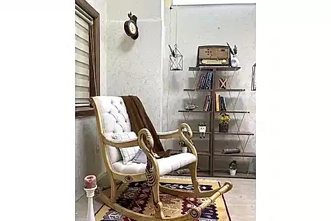 VİNTAGE SALLANAN SANDALYE, KREM, AHŞAP, NATUREL AYAK