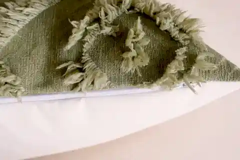 BOHEM DESENLİ PÜSKÜLLÜ PAMUK KIRLENT KILIFI, YEŞİL