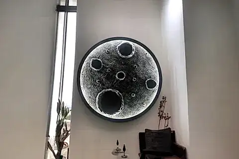 UZAY GÖRÜNÜMLÜ LEDLİ DUVAR PANOSU