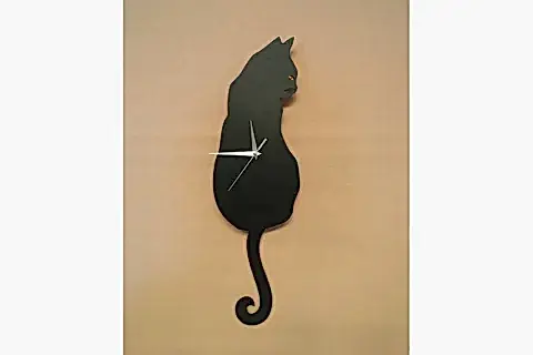 SİYAH KEDİ DEKORATİF SARKAÇLI DUVAR SAATİ